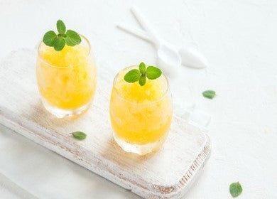 Sorbete de mango con cava